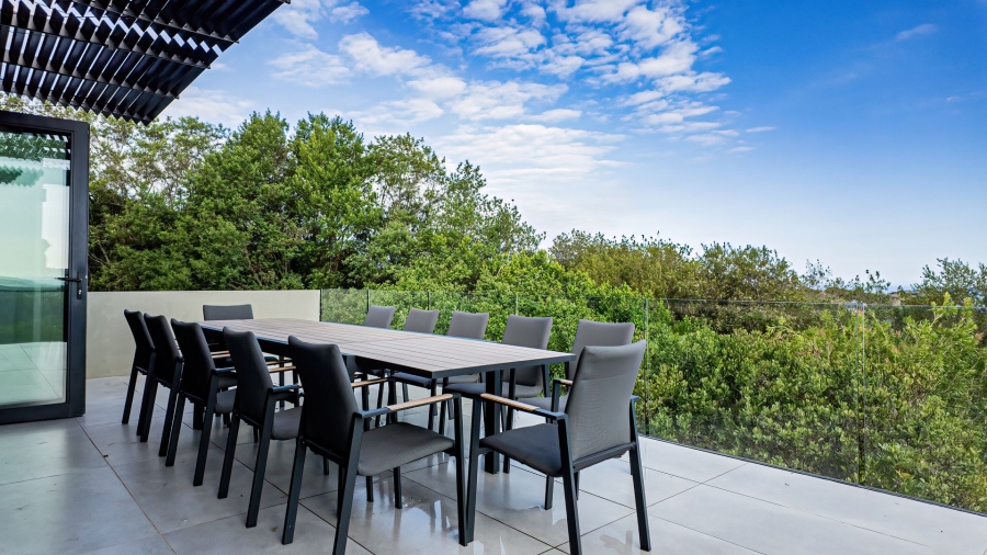 5 Bedroom Property for Sale in Pezula Private Estate Western Cape